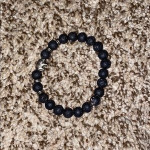 Essential oil brackets